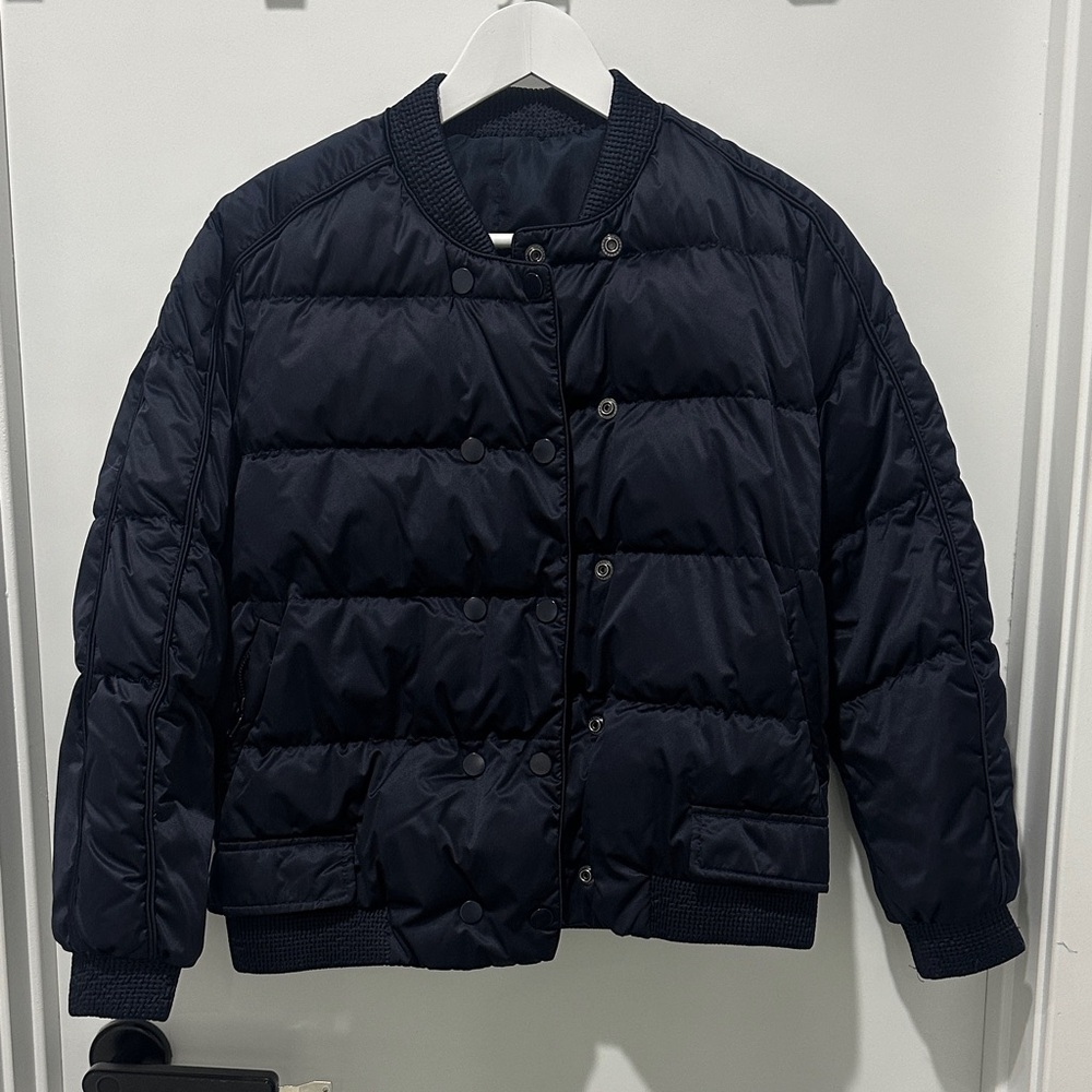 NAVY BLUE PUFFER JACKET